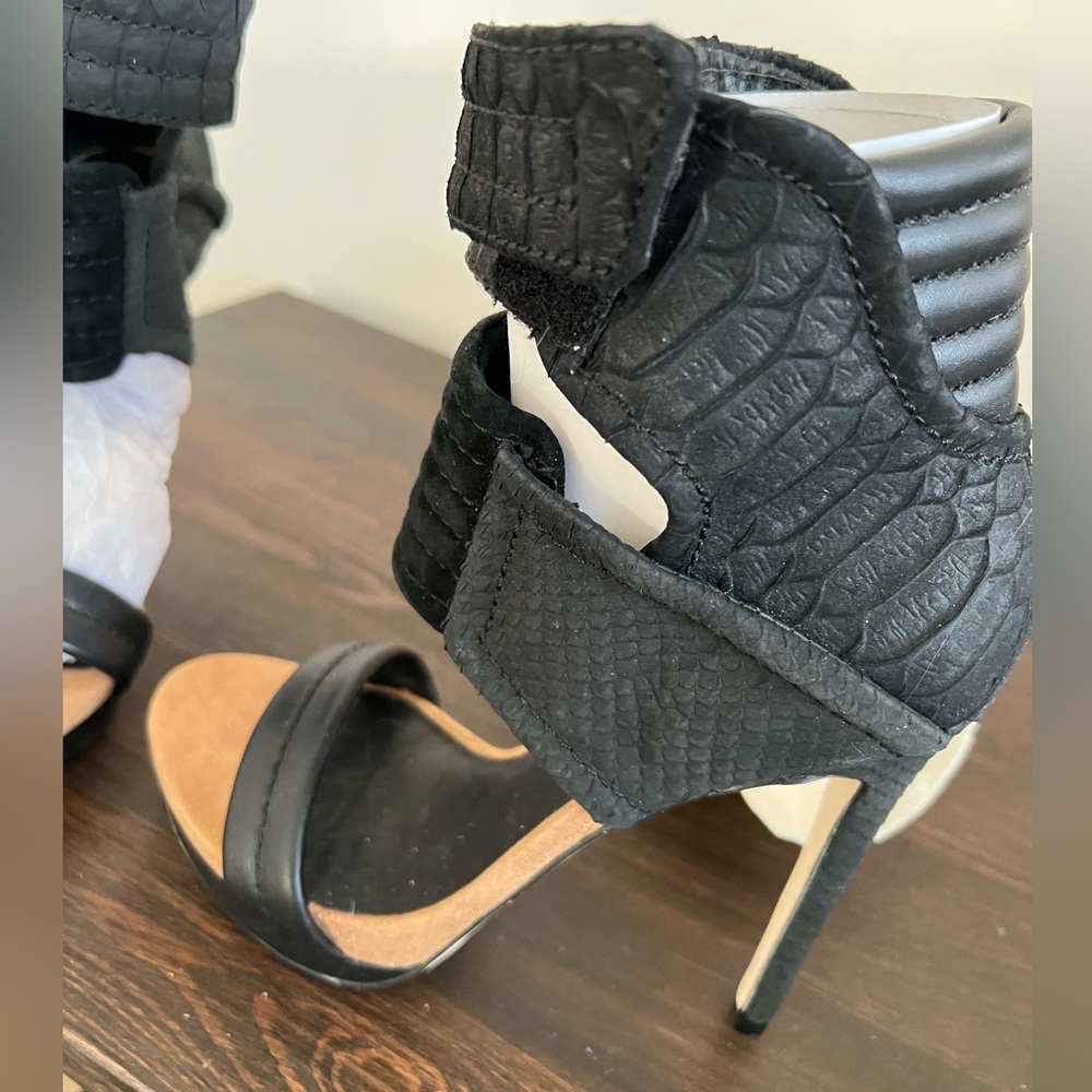 Gorgeous Mia Limited Edition genuine leather sandals